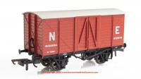 OR76BAN001B Oxford Rail GE Banana Van LNER 632879